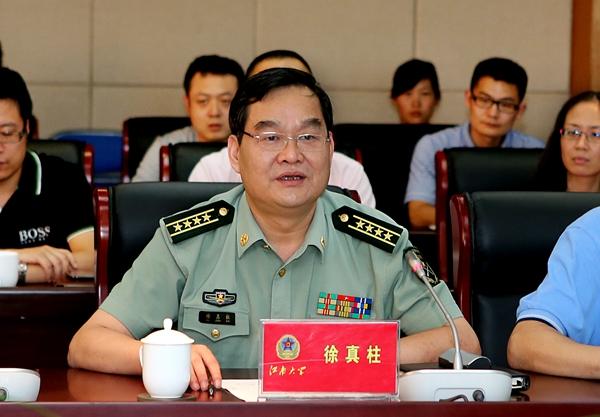 oety歐億舉行2014年新兵入伍歡送大會(huì )