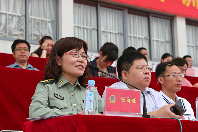 oety歐億2015年度軍訓動(dòng)員大會(huì )隆重舉行