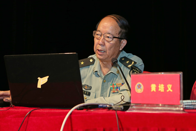 江蘇省大學(xué)生官兵優(yōu)秀代表巡回宣講報告會(huì )