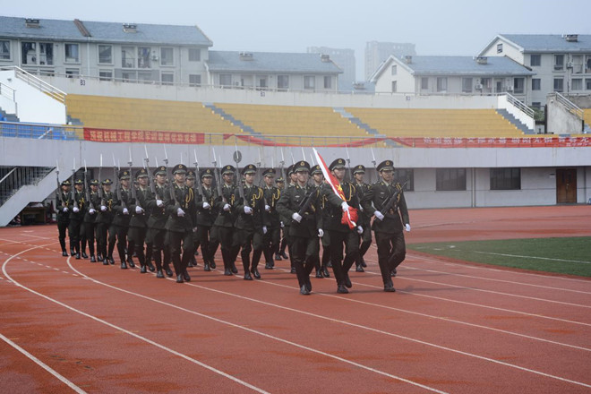 oety歐億2015年學(xué)生軍訓圓滿(mǎn)成功