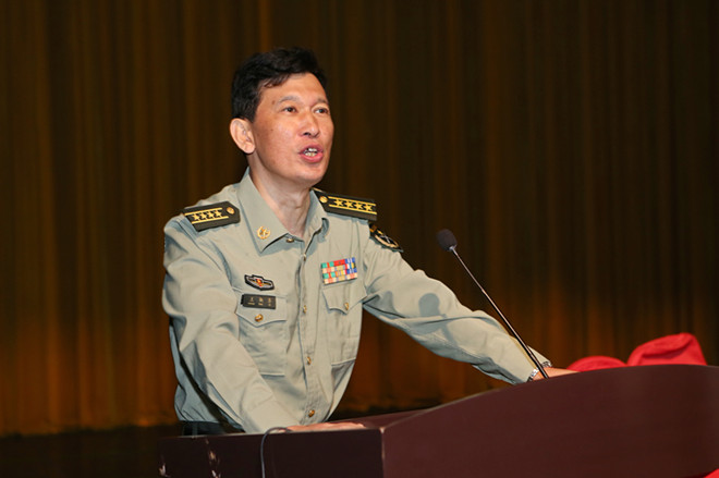 江蘇省大學(xué)生官兵優(yōu)秀代表巡回宣講報告會(huì )