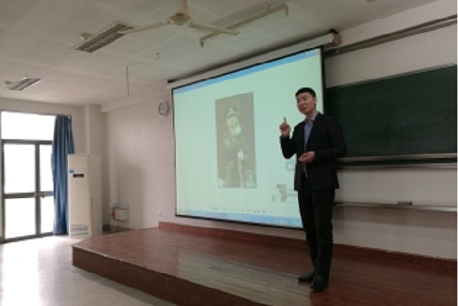 軍官校友面對面 征兵宣傳進(jìn)課堂