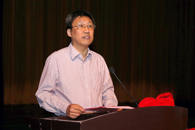 江蘇省大學(xué)生官兵優(yōu)秀代表巡回宣講報告會(huì )