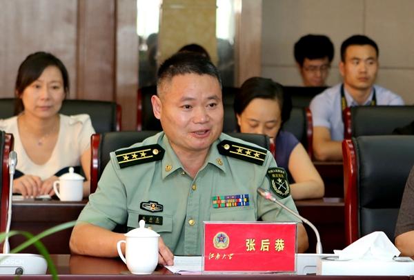 oety歐億舉行2014年新兵入伍歡送大會(huì )